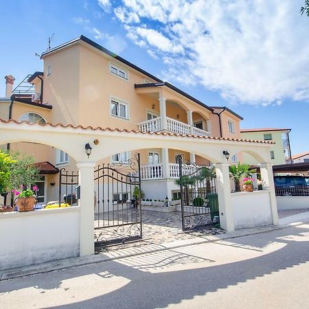 Apartments Villa Amfora Ρόβινι Εξωτερικό φωτογραφία