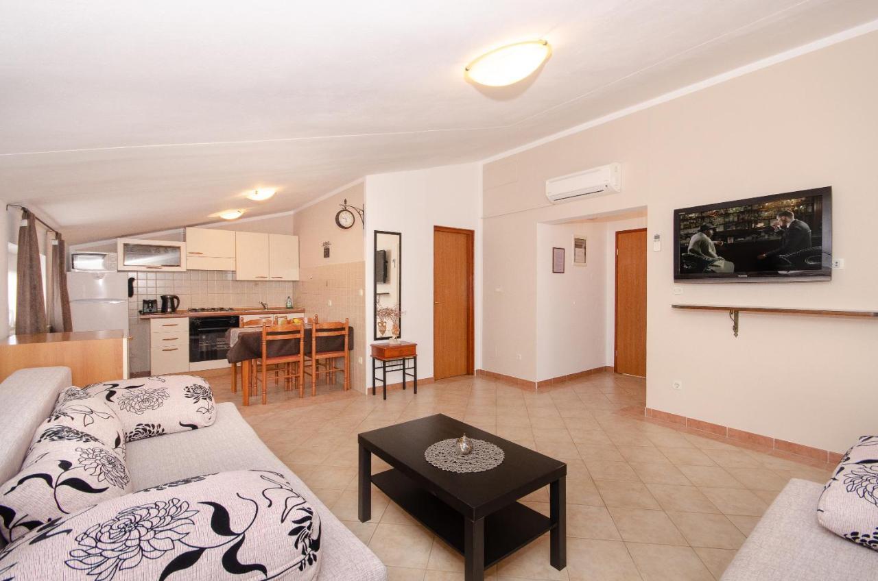 Apartments Villa Amfora Ρόβινι Εξωτερικό φωτογραφία