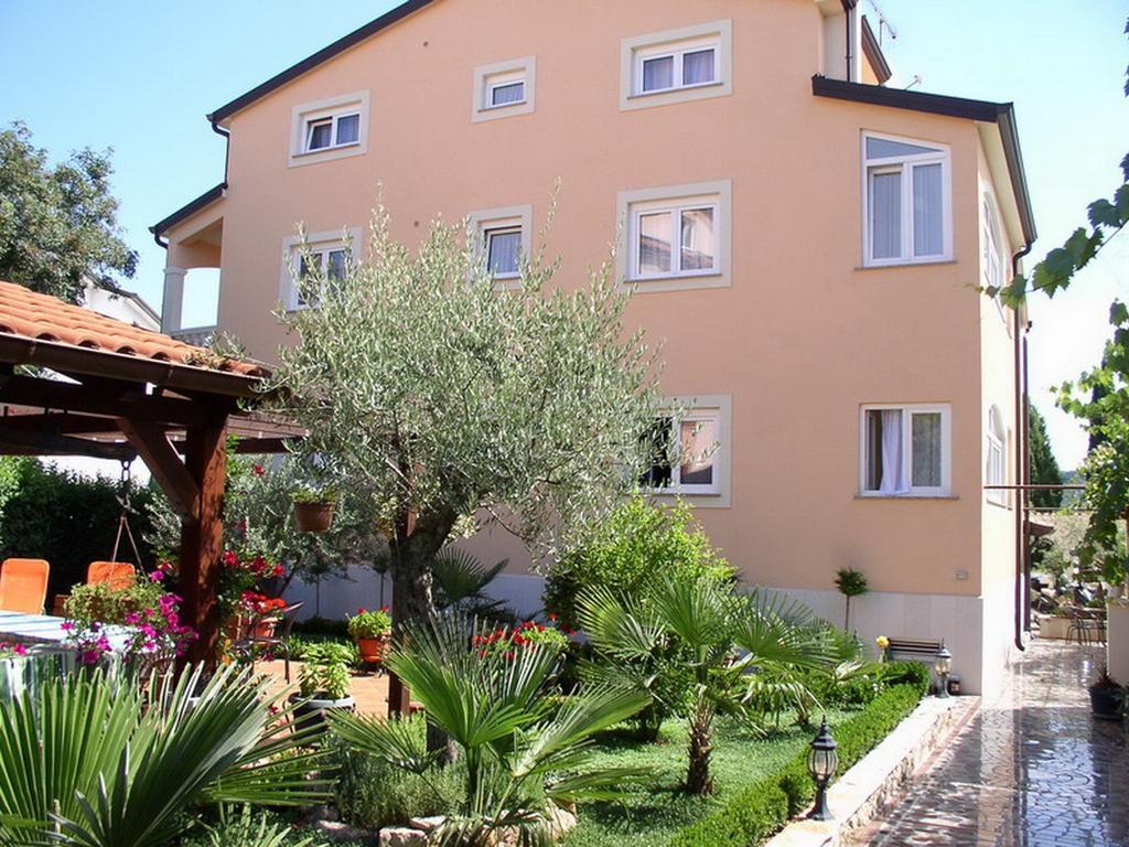 Apartments Villa Amfora Ρόβινι Εξωτερικό φωτογραφία